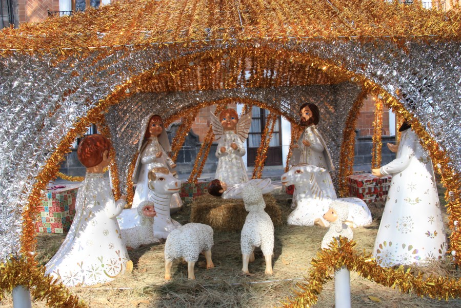 Giant nativity scenes everywhere