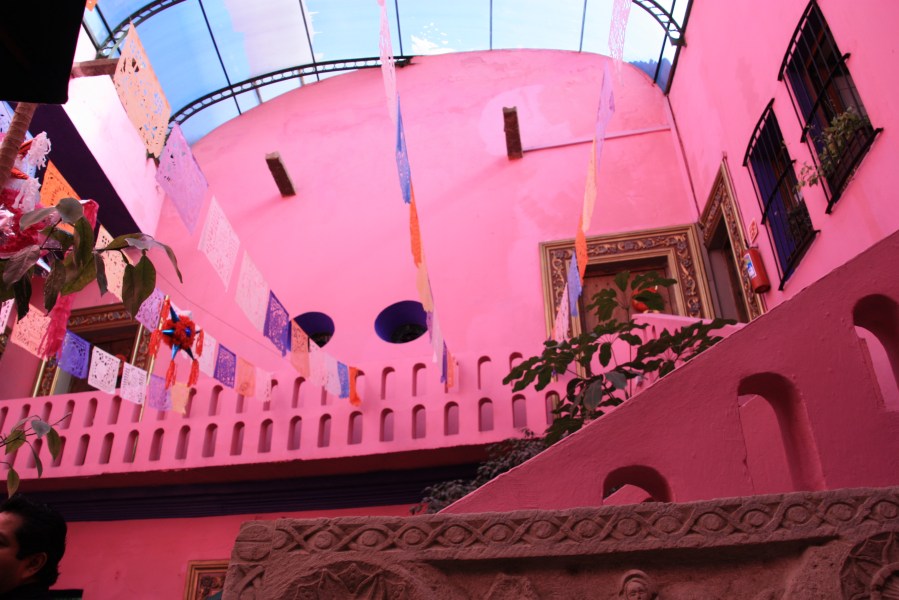 ever been inside a PINK restaurant?!